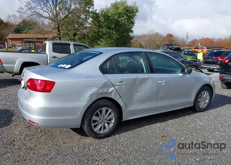 2014 Volkswagen Jetta 2.0L S from USA, damaged, VIN 3VW2K7AJ3EM277228